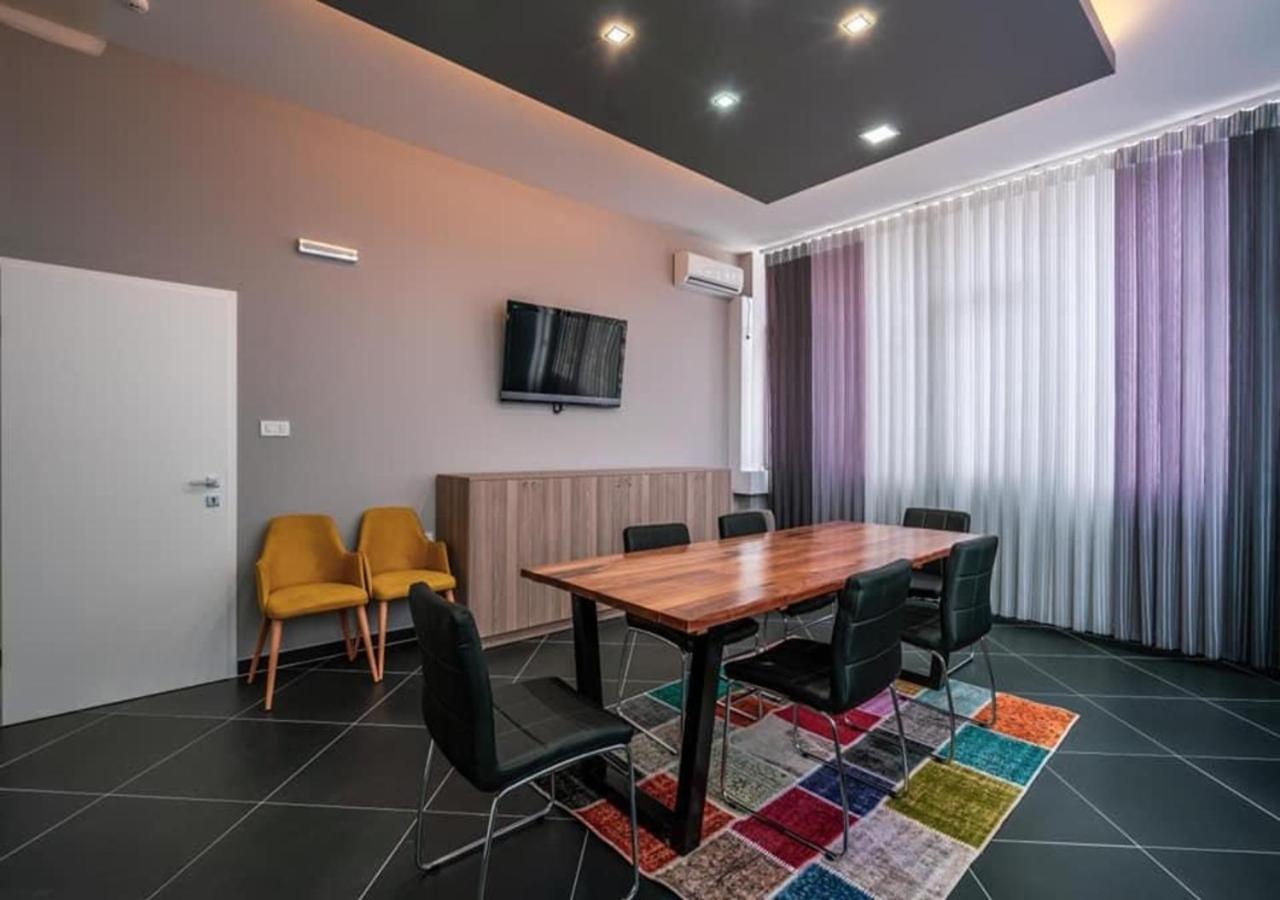 Hotel & Resort Bon Bon Suto Orizari Εξωτερικό φωτογραφία