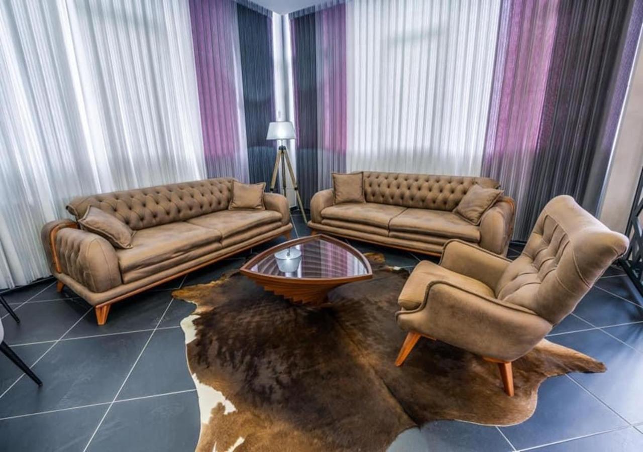 Hotel & Resort Bon Bon Suto Orizari Εξωτερικό φωτογραφία