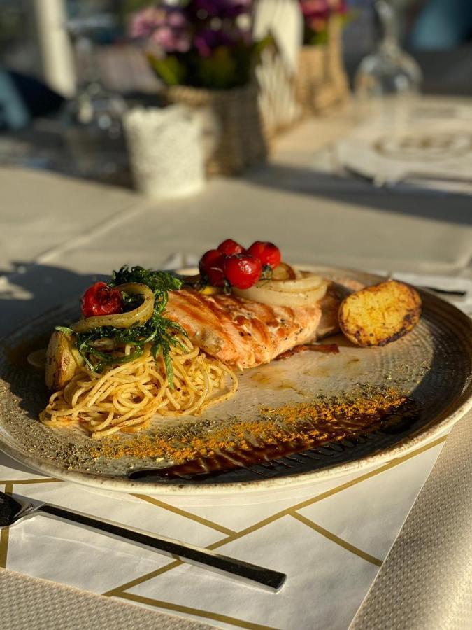 Hotel & Resort Bon Bon Suto Orizari Εξωτερικό φωτογραφία